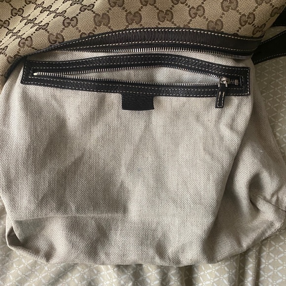 AUTHENTIC GUCCI HOBO BAG - Picture 3 of 11